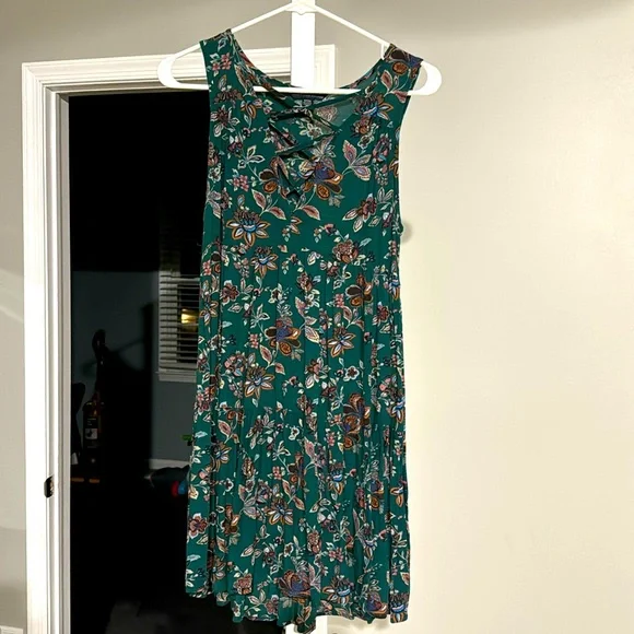 slim fit dress slacks American Eagle Green Teared Maxi Dress- Small main image 0